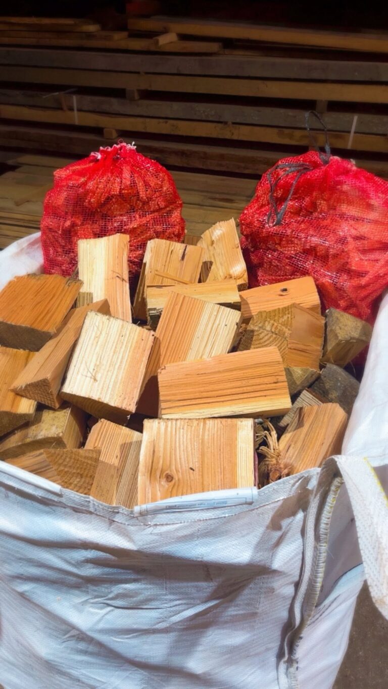 Softwood Logs Ready to Burn Across North Wales & Northern England